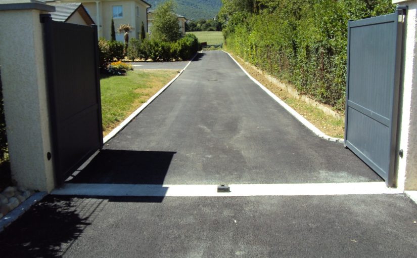 Allée en enrobé